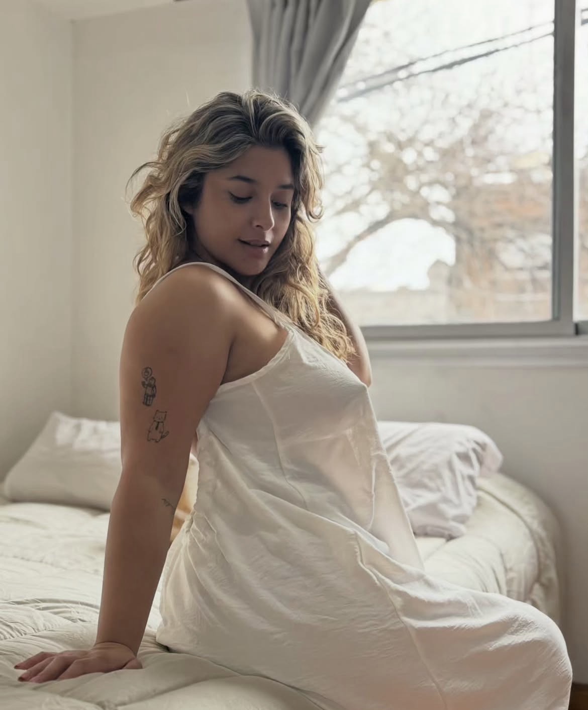 Akriti escort girl
